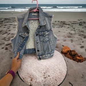 BEAUTIFUL JEAN VEST with FLORAL LACED BACKING